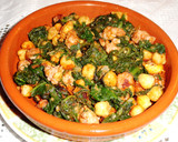 Foto del paso 9 de la receta: Revuelto de acelgas y garbanzos con salchichas