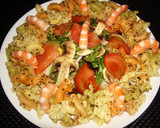 Foto del paso 7 de la receta: Ensalada vegetal con pasta y langostinos