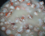 Foto del paso 5 de la receta: Zamburiñas y langostinos en salsa