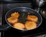 Foto del paso 4 de la receta: Torrijas con canela, limón y vainilla