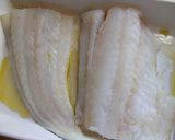 Foto del paso 1 de la receta: Bacalao fresco gratinado con langostinos