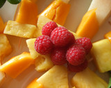 Foto del paso 5 de la receta: Brochetas de frutas de estación