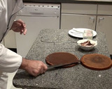 Foto del paso 2 de la receta: Tarta de chocolate con bizcocho