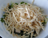 Foto del paso 2 de la receta: Ensalada de pollo y manzana roja