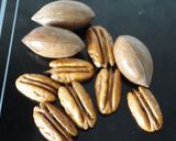 Foto del paso 4 de la receta: Bizcocho con nueces pecanas