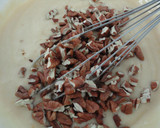 Foto del paso 5 de la receta: Bizcocho con nueces pecanas