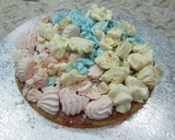 Foto del paso 12 de la receta: Tarta con merengues de colores y sabores