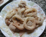 Foto del paso 1 de la receta: Calamares rebozados en harina de maíz blanco y pimentón dulce