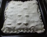 Foto del paso 4 de la receta: Tarta de hojaldre con jamón, queso y beicon