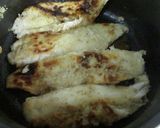Foto del paso 1 de la receta: Merluza con pimientos fritos
