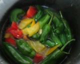 Foto del paso 2 de la receta: Merluza con pimientos fritos