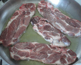 Foto del paso 1 de la receta: Chuletas de cerdo al vino