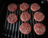 Foto del paso 1 de la receta: Minihamburguesas de ternera y queso viejo de oveja