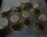Foto del paso 3 de la receta: Minihamburguesas de ternera y queso viejo de oveja