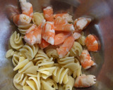 Foto del paso 2 de la receta: Ensalada completa con mayonesa de naranja