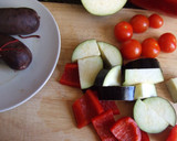 Foto del paso 2 de la receta: Brochetas de morcilla con verduras