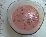 Foto del paso 4 de la receta: Crema de fresa y chocolate blanco para cubrir pasteles o rellenarlos