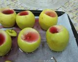 Foto del paso 2 de la receta: Manzanas al vino tinto con azúcar avainillado