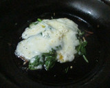 Foto del paso 2 de la receta: Espinaca salteada con queso mozzarella