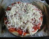 Foto del paso 3 de la receta: Pizza con mortadela italiana