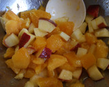 Foto del paso 1 de la receta: Macedonia de frutas frescas con salsa de chocolate blanco