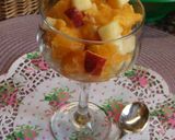 Foto del paso 5 de la receta: Macedonia de frutas frescas con salsa de chocolate blanco