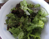 Foto del paso 2 de la receta: Ensalada de nuggets