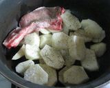 Foto del paso 3 de la receta: Costeletas de cerdo a la criolla