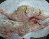 Foto del paso 1 de la receta: Conejo asado al horno con albaricoques