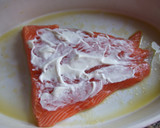 Foto del paso 4 de la receta: Salmón con crujiente de pistachos
