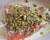 Foto del paso 7 de la receta: Salmón con crujiente de pistachos