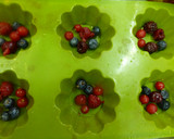 Foto del paso 4 de la receta: Copa de gelatina de vino dulce con frutas del bosque