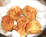 Foto del paso 7 de la receta: Croquetas de arroz integral con guisantes y queso