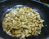 Foto del paso 4 de la receta: Salmonetes fritos con champiñones