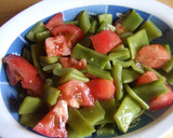 Foto del paso 5 de la receta: Ensalada sencilla de judías verdes con lomitos de caballa