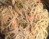 Foto del paso 3 de la receta: Espaguetis con verduras, atún y cangrejo
