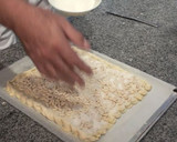 Foto del paso 8 de la receta: Coca de hojaldre rellena de crema pastelera