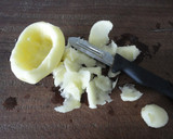 Foto del paso 1 de la receta: Patatas rellenas de salchichas