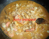Foto del paso 4 de la receta: Paella de marisco y carne