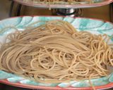 Foto del paso 8 de la receta: Spaghetti integrales con quesos y tomates secados al sol