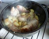 Foto del paso 4 de la receta: Pollo a la cacerola con vino Moscato