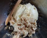 Foto del paso 3 de la receta: Ensalada de arroz con atún, espárragos y brotes de alfalfa
