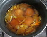 Foto del paso 4 de la receta: Mermelada de naranja con tropezones de nísperos