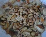 Foto del paso 4 de la receta: Pollo con anacardos y toques thai
