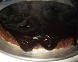 Foto del paso 5 de la receta: Baño de chocolate cremoso para tortas