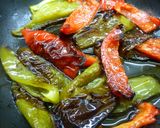 Foto del paso 2 de la receta: Bocatita de chapata con pimientos y anchoas