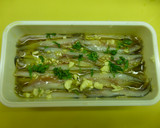 Foto del paso 4 de la receta: Tartar de anchoas con pepinillo y pimiento rojo