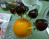 A picture of step 7 of Mint-Flavored Chocolate-Covered Strawberries.