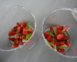 Foto del paso 2 de la receta: Caipiroska de fresa