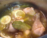 Foto del paso 9 de la receta: Muslos de pollo en salsa